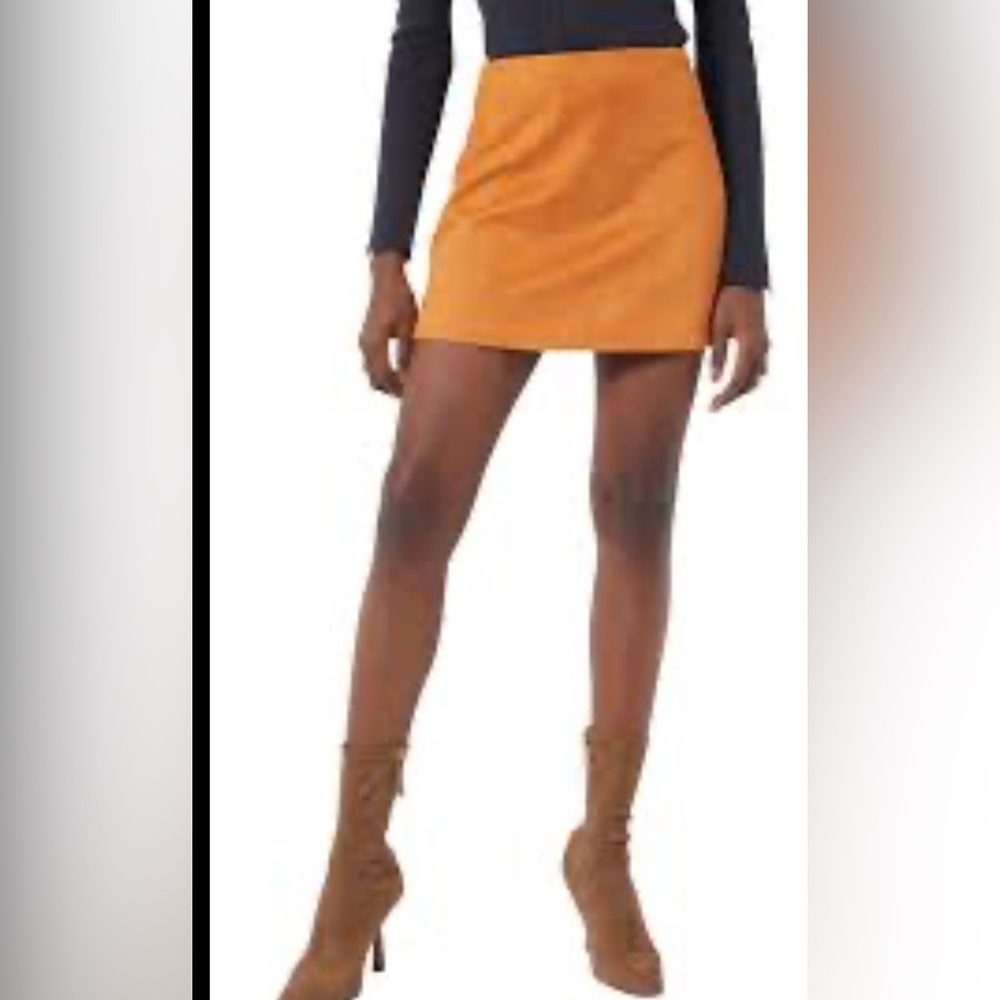 FRENCH CONNECTION Patty FAUX SUEDE Mini Skirt Size  0 EUC